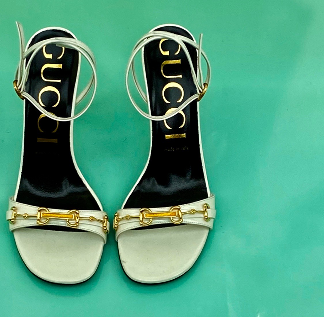 1D34518A-F041-4FB6-9026-71A32642F63C