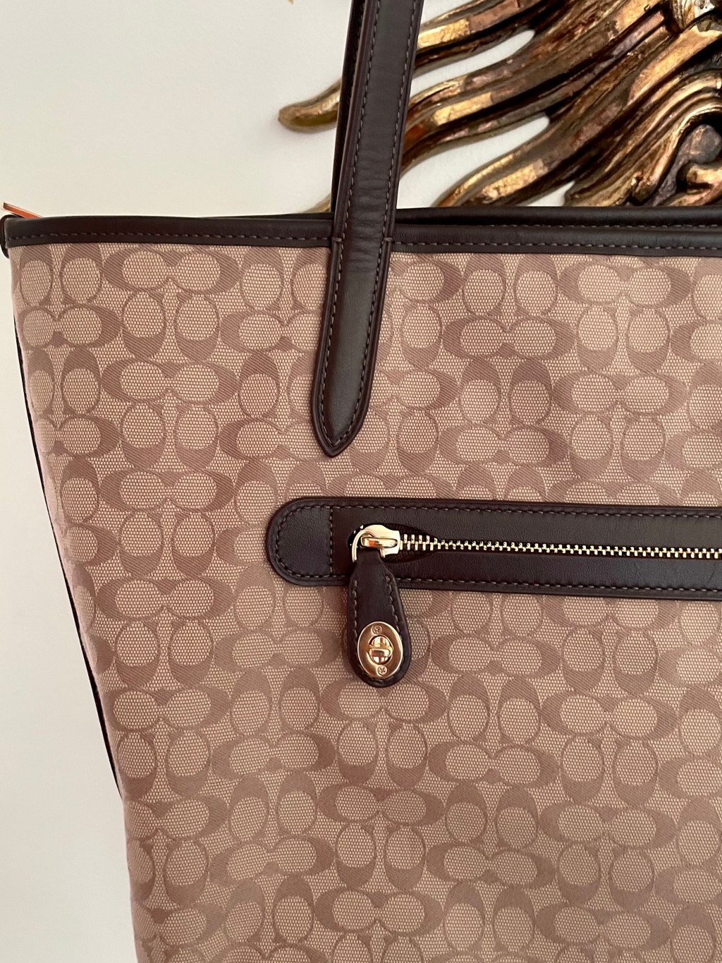 5 Items In My Bag Right Now